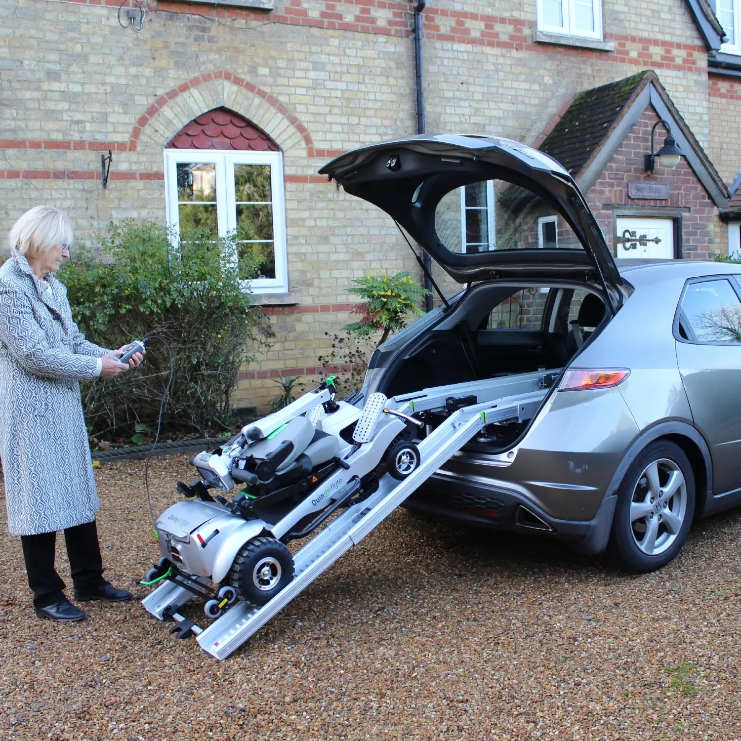 ComfyGo Quingo Flyte Mobility Scooter with MK2 Self Loading Ramp